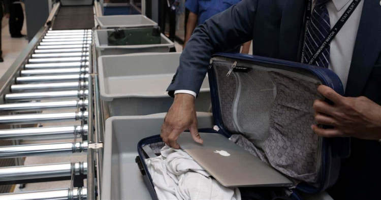 Check Your Laptop in Your Baggage with These Tips