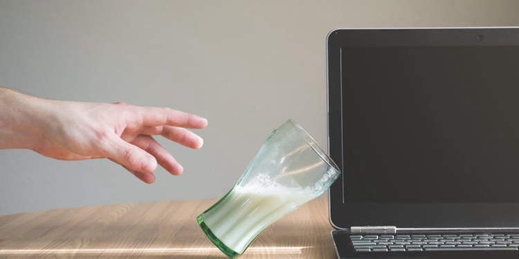 7 Easy Steps to Take if Water Spills on your Laptop